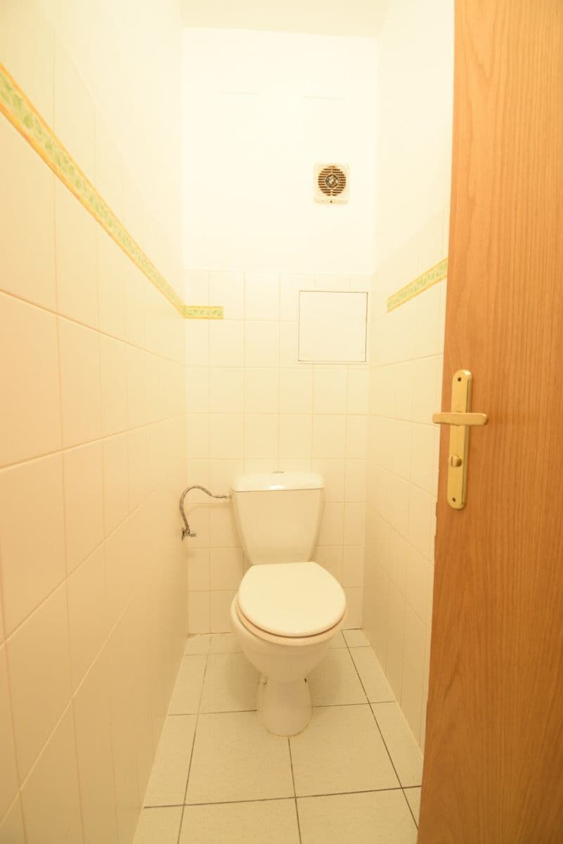 Predaj bytu 2-izbový 59 m², K Haltýři, Praha, Praha Predaj bytu 2-izbový 59 m², K Haltýři, Praha, Praha