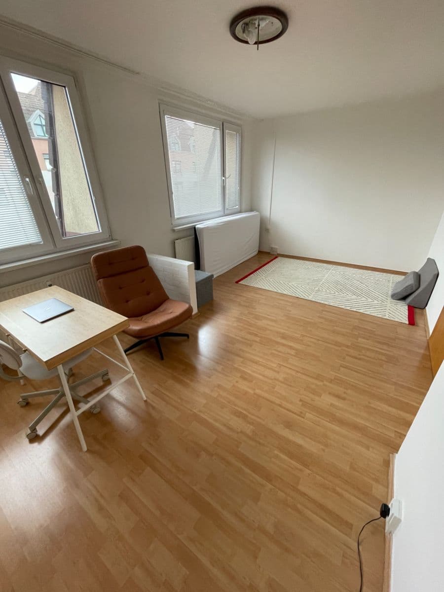 Prenájom bytu 3-izbový 100 m², Jana Růžičky, Praha, Praha Prenájom bytu 3-izbový 100 m², Jana Růžičky, Praha, Praha