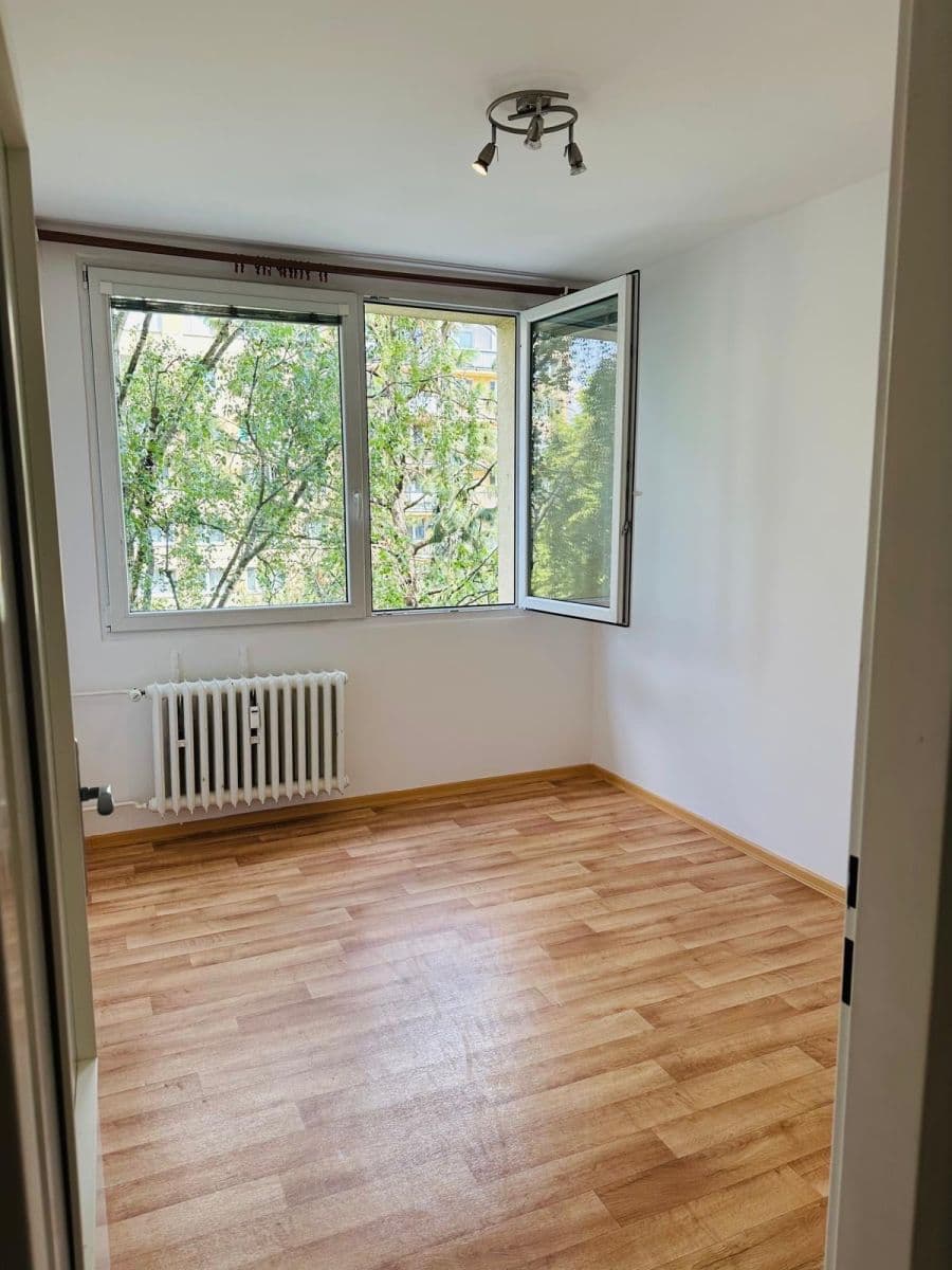 Predaj bytu 3-izbový 68 m², Jetelová, Praha, Praha Predaj bytu 3-izbový 68 m², Jetelová, Praha, Praha