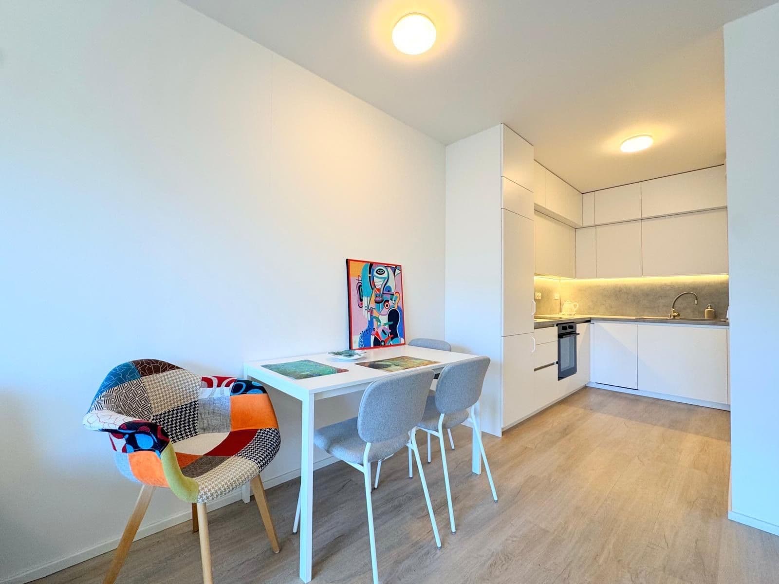 Prenájom bytu 2-izbový 57 m², Holečkova, Praha, Praha Prenájom bytu 2-izbový 57 m², Holečkova, Praha, Praha