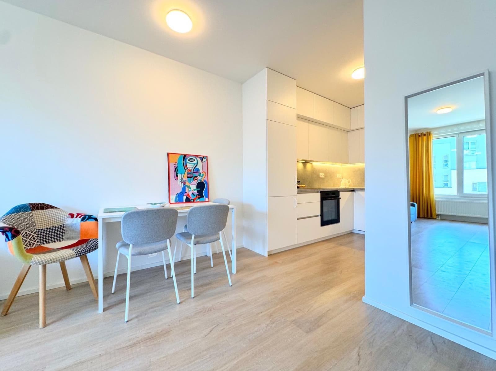 Prenájom bytu 2-izbový 57 m², Holečkova, Praha, Praha Prenájom bytu 2-izbový 57 m², Holečkova, Praha, Praha