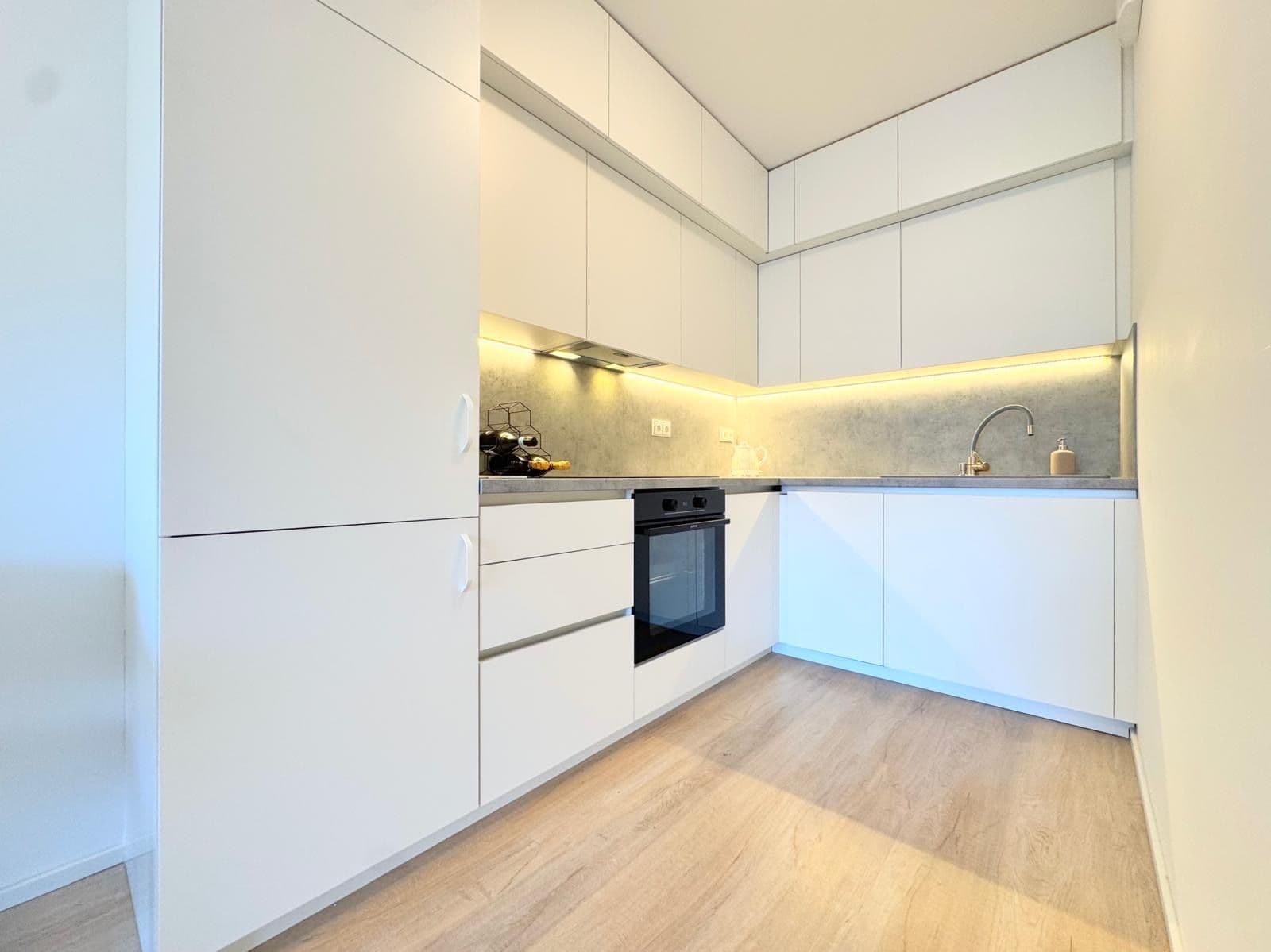 Prenájom bytu 2-izbový 57 m², Holečkova, Praha, Praha Prenájom bytu 2-izbový 57 m², Holečkova, Praha, Praha