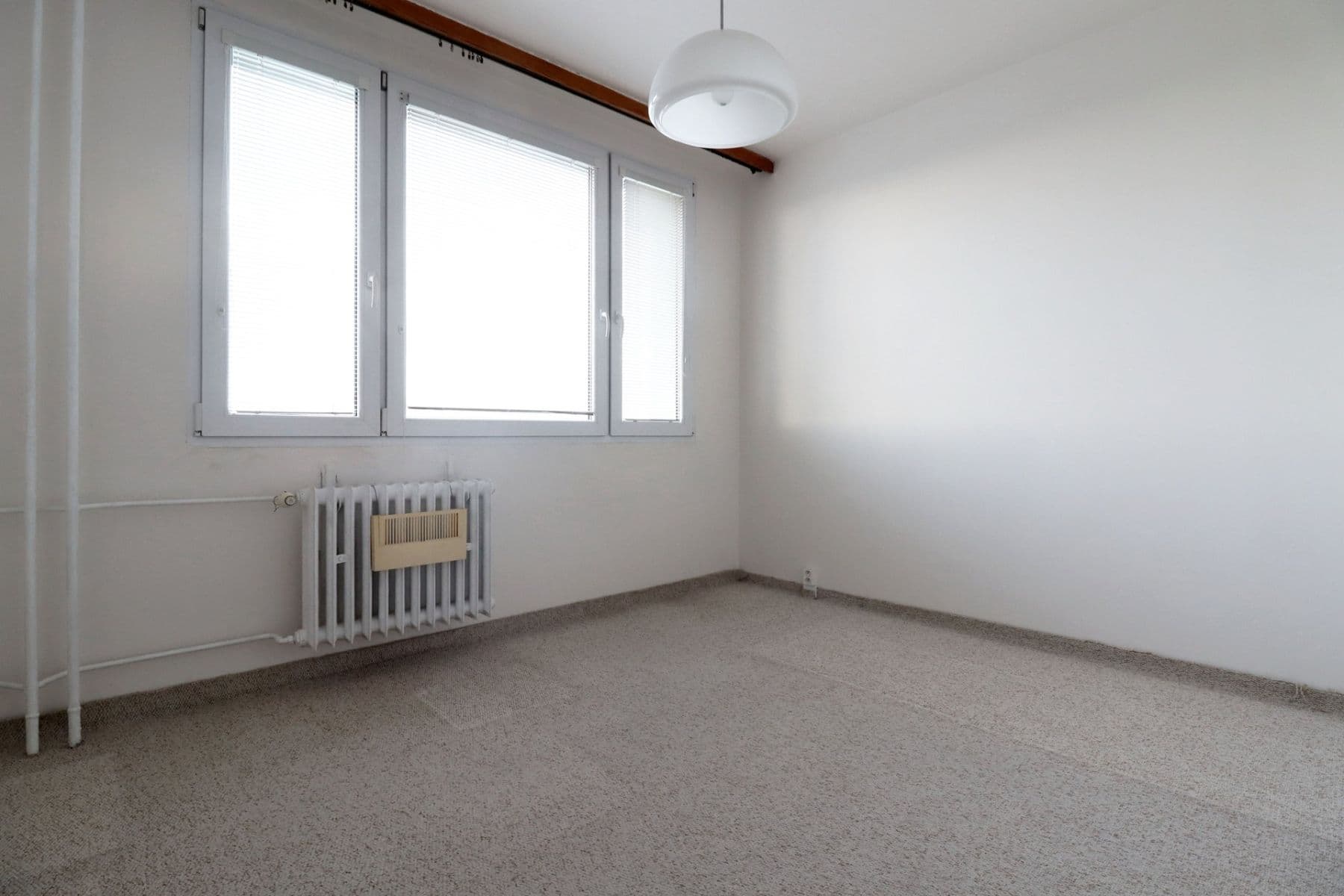 Prenájom bytu 3-izbový 58 m², Novodvorská, Praha, Praha Prenájom bytu 3-izbový 58 m², Novodvorská, Praha, Praha