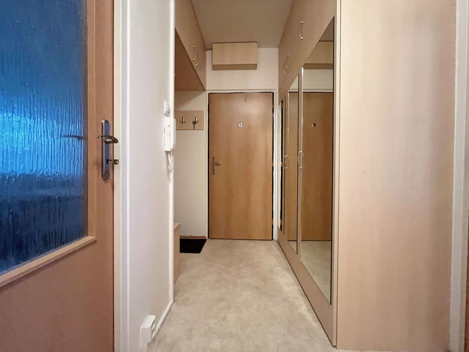 Prenájom bytu 3-izbový 58 m², Novodvorská, Praha, Praha Prenájom bytu 3-izbový 58 m², Novodvorská, Praha, Praha