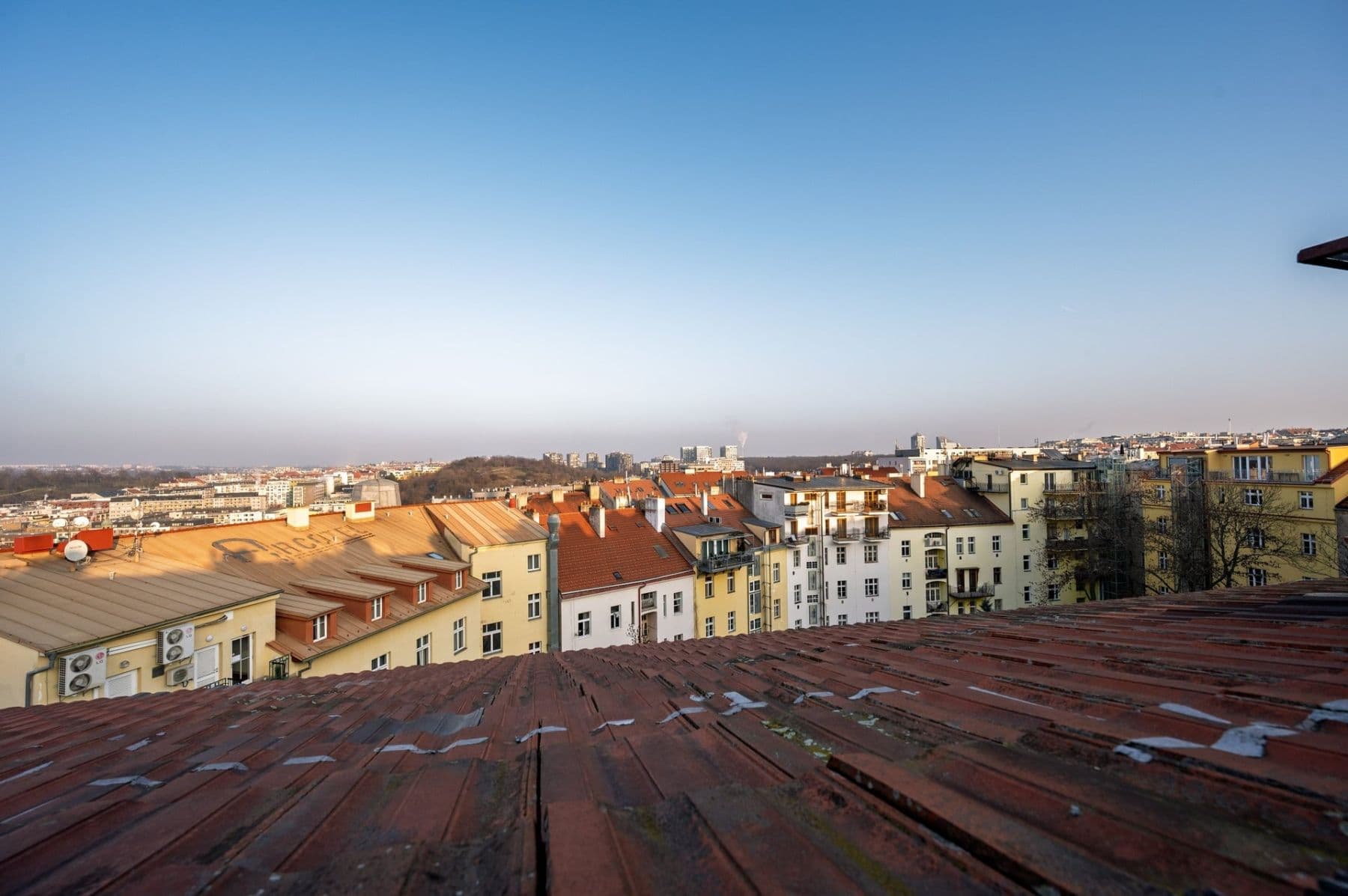 Prenájom bytu 5-izbový 191 m², Čajkovského, Praha, Praha Prenájom bytu 5-izbový 191 m², Čajkovského, Praha, Praha