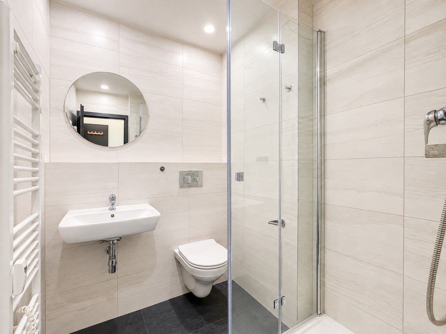 Prenájom bytu 1-izbový 25 m², Ondříčkova, Praha, Praha Prenájom bytu 1-izbový 25 m², Ondříčkova, Praha, Praha