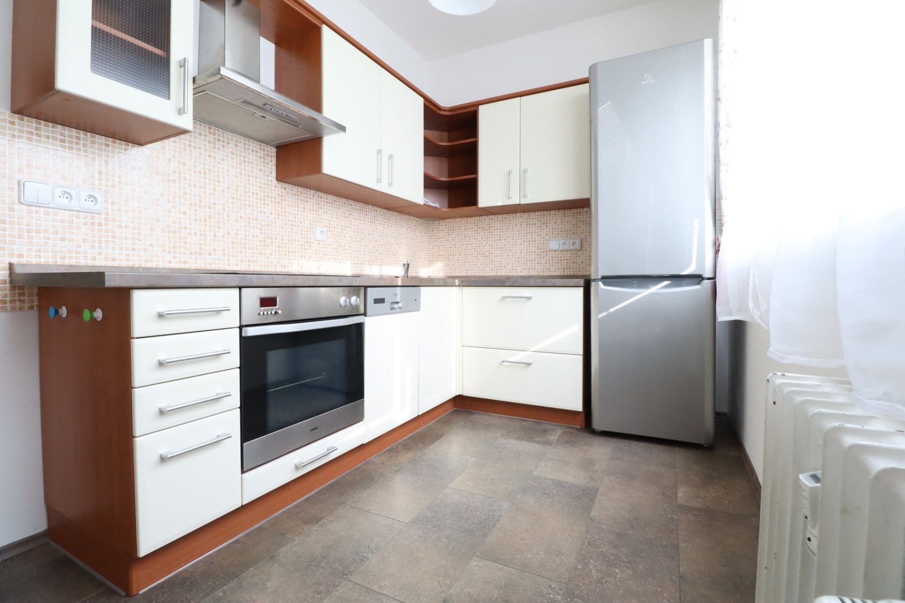 Prenájom bytu 2-izbový 50 m², Káranská, Praha, Praha Prenájom bytu 2-izbový 50 m², Káranská, Praha, Praha