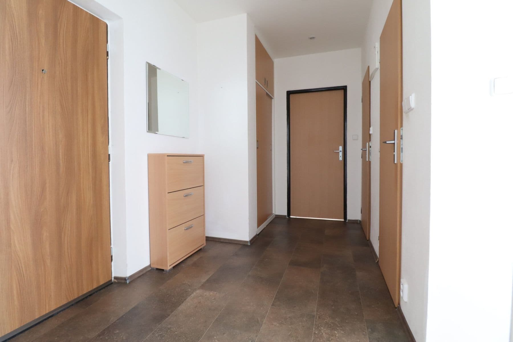 Prenájom bytu 2-izbový 50 m², Káranská, Praha, Praha Prenájom bytu 2-izbový 50 m², Káranská, Praha, Praha