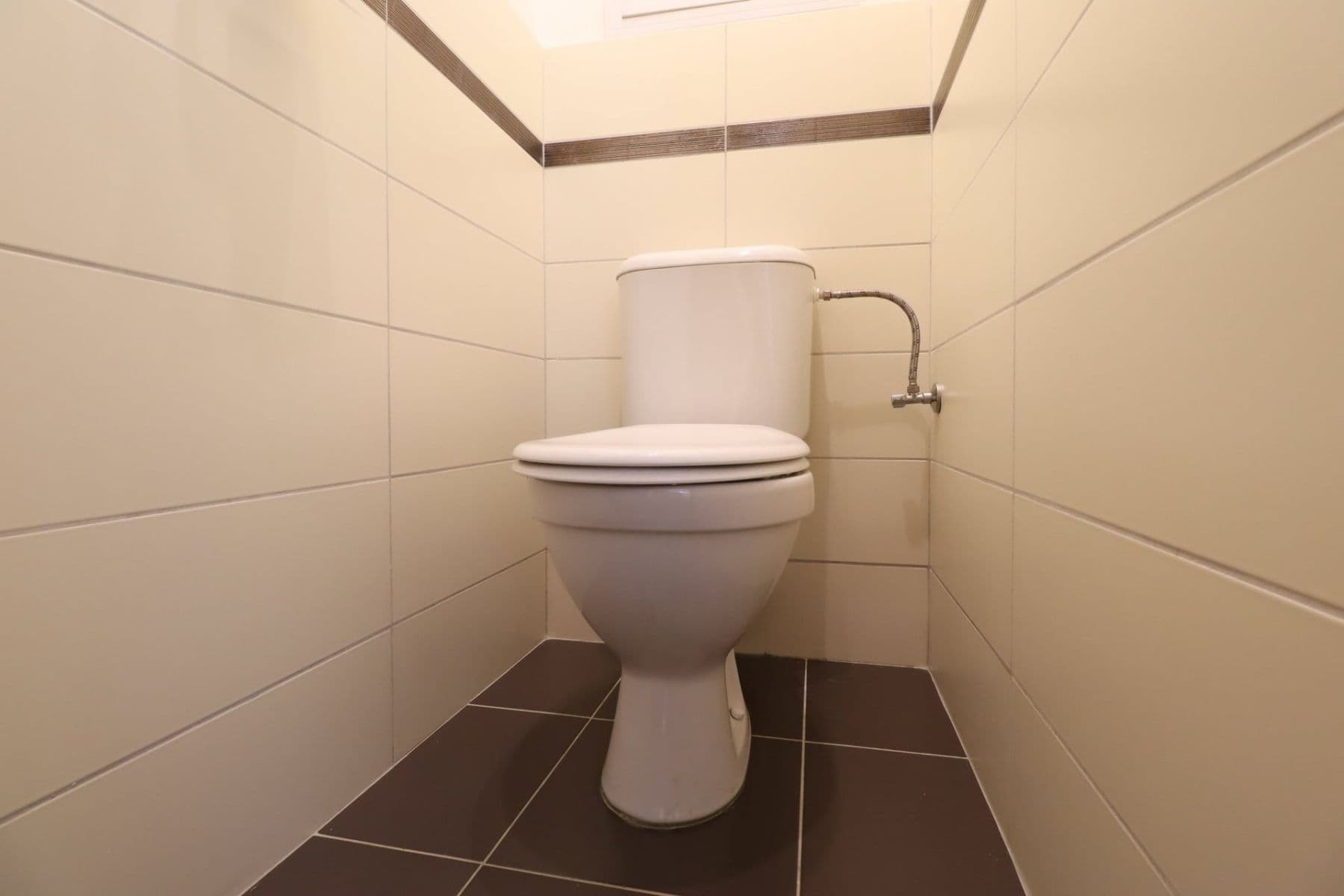 Prenájom bytu 2-izbový 50 m², Káranská, Praha, Praha Prenájom bytu 2-izbový 50 m², Káranská, Praha, Praha