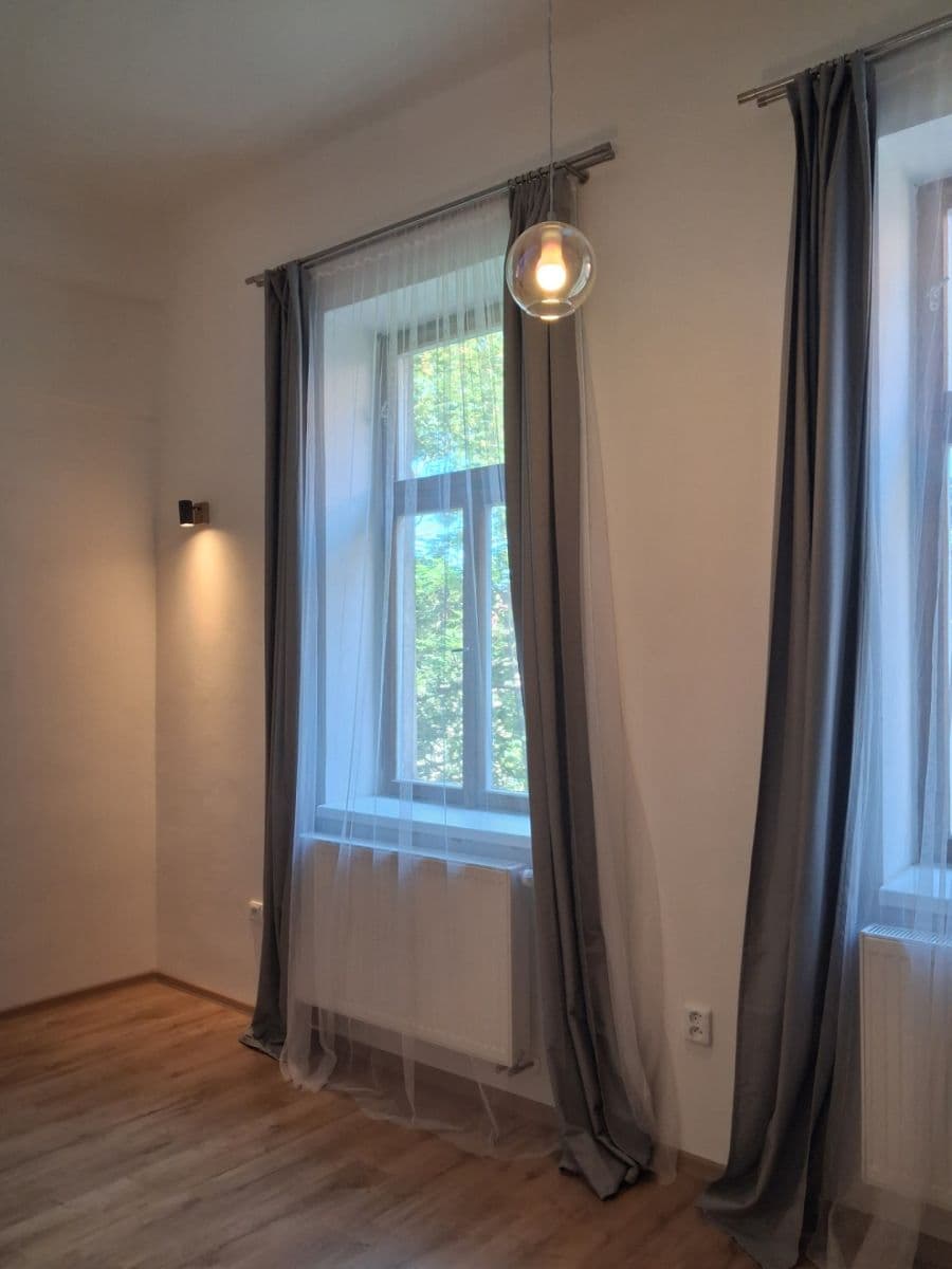 Prenájom bytu 2-izbový 47 m², Vratislavova, Praha, Praha Prenájom bytu 2-izbový 47 m², Vratislavova, Praha, Praha