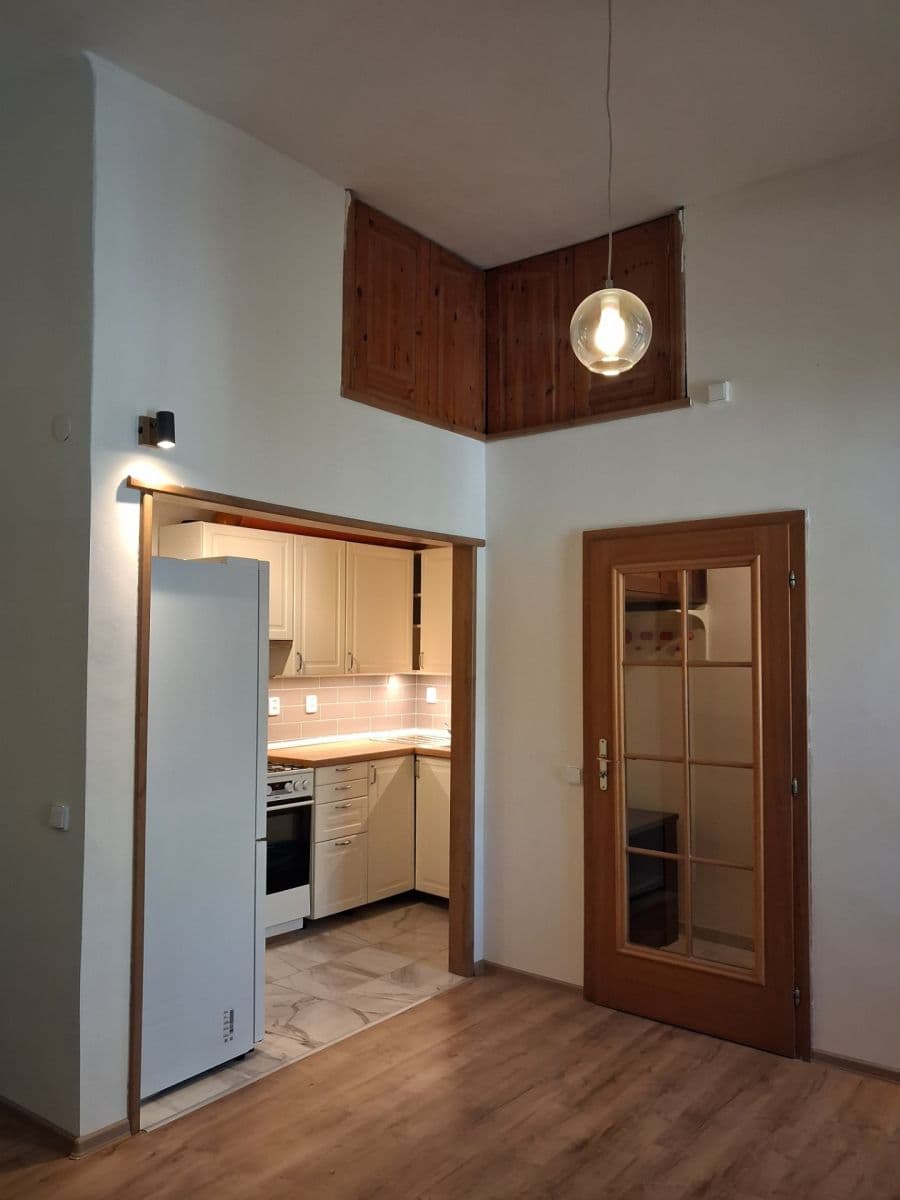 Prenájom bytu 2-izbový 47 m², Vratislavova, Praha, Praha Prenájom bytu 2-izbový 47 m², Vratislavova, Praha, Praha