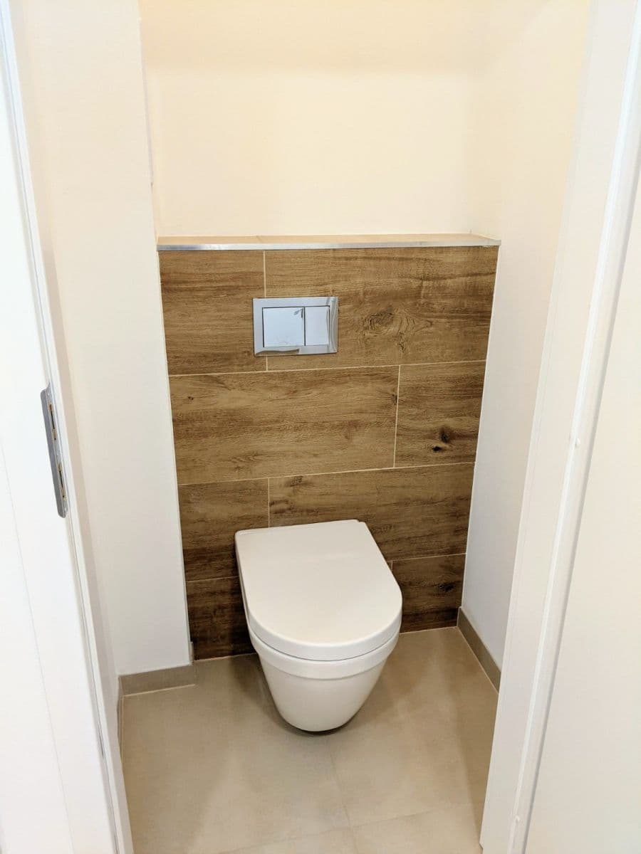 Prenájom bytu 1-izbový 39 m², Na Rokytce, Praha, Praha Prenájom bytu 1-izbový 39 m², Na Rokytce, Praha, Praha