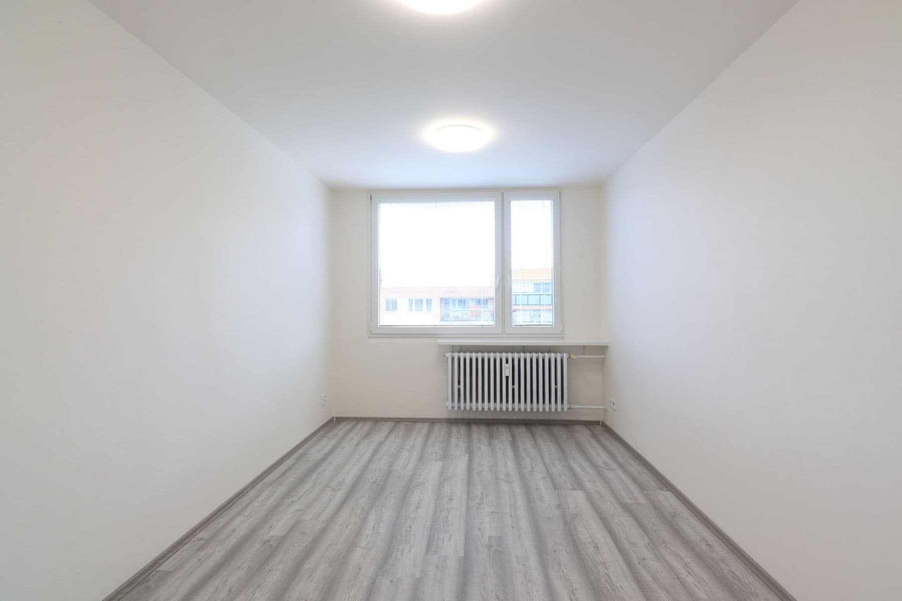 Prenájom bytu 3-izbový 74 m², Chalupkova, Praha, Praha Prenájom bytu 3-izbový 74 m², Chalupkova, Praha, Praha