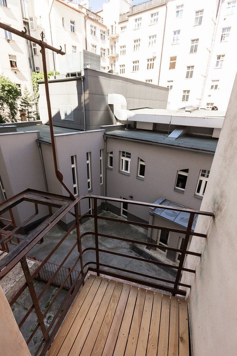 Prenájom bytu 2-izbový 80 m², V. P. Čkalova, Praha, Praha Prenájom bytu 2-izbový 80 m², V. P. Čkalova, Praha, Praha