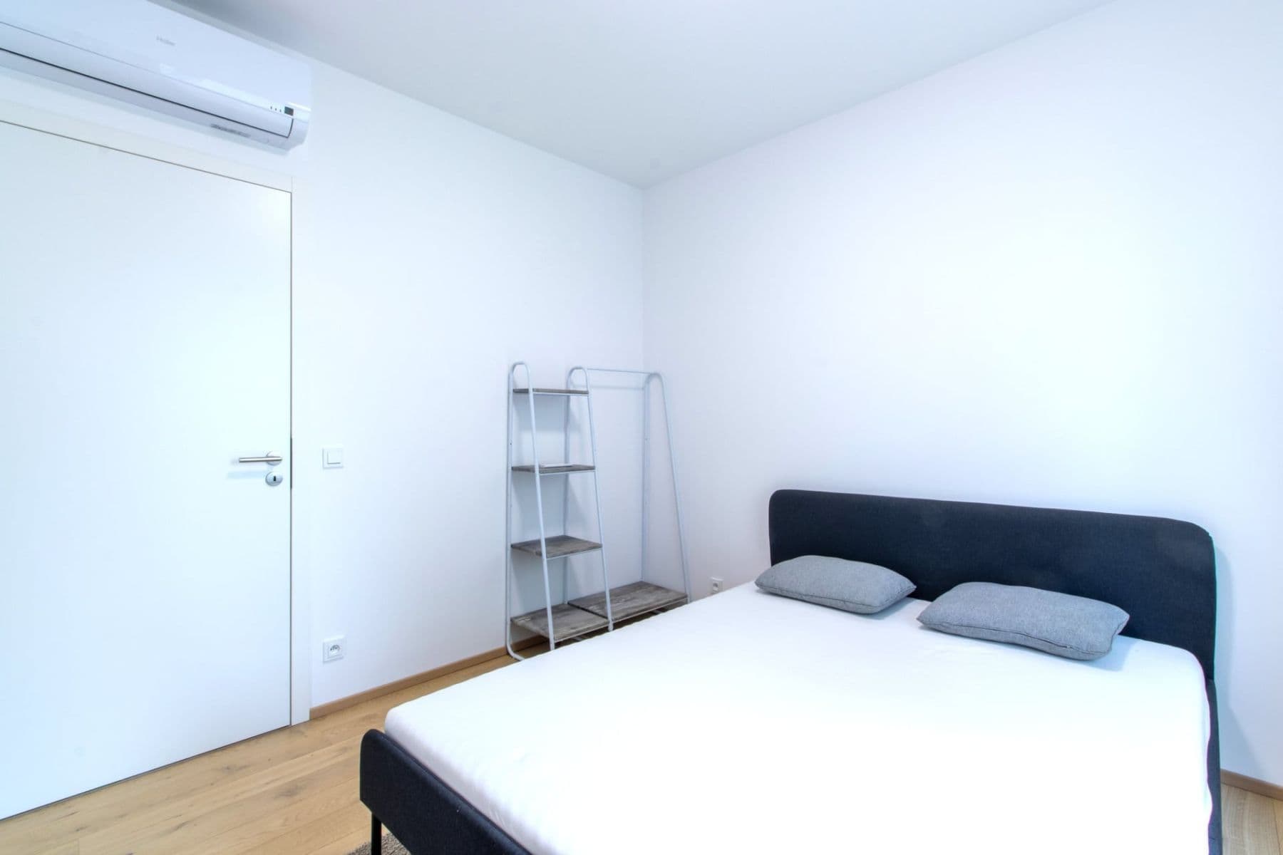 Prenájom bytu 2-izbový 59 m², Sokolova, Praha, Praha Prenájom bytu 2-izbový 59 m², Sokolova, Praha, Praha