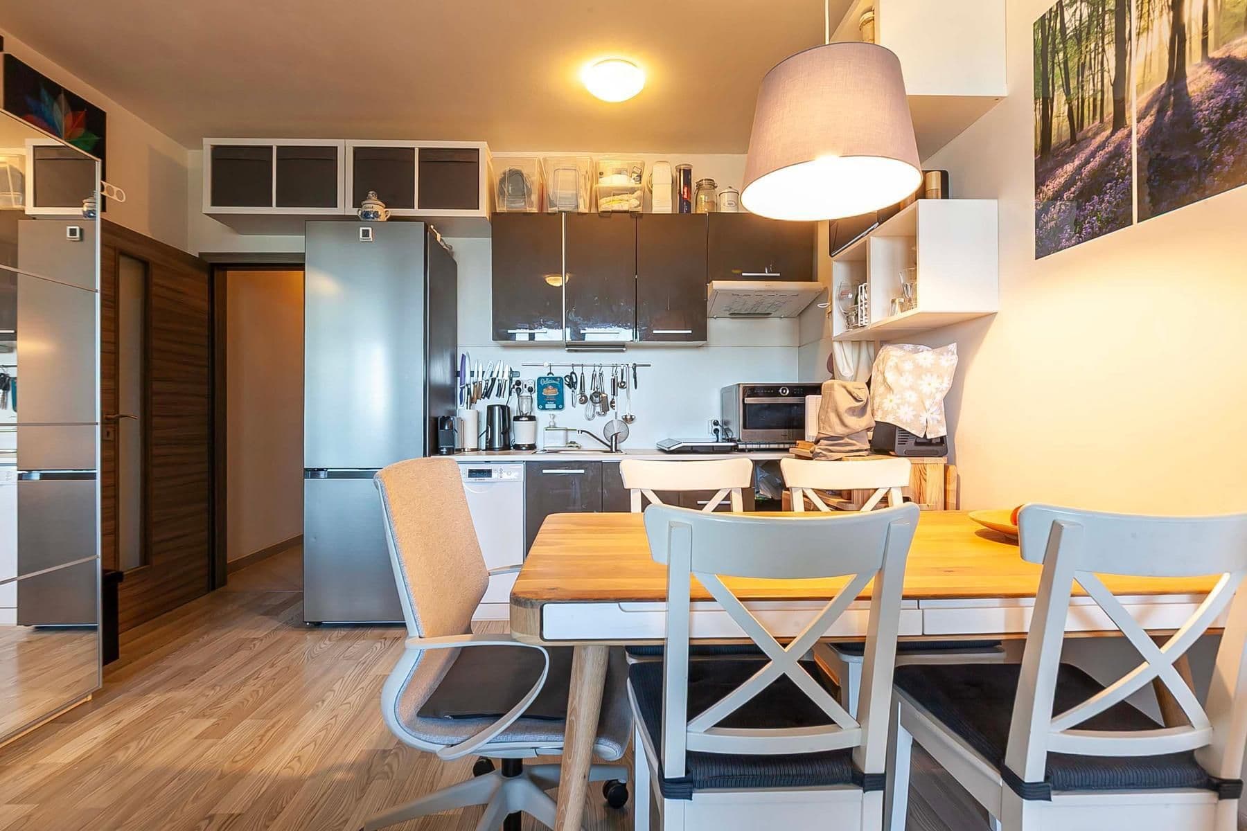 Predaj bytu 1-izbový 42 m², Hornoměcholupská, Praha, Praha Predaj bytu 1-izbový 42 m², Hornoměcholupská, Praha, Praha