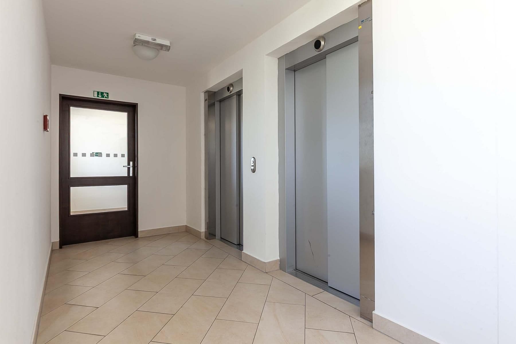 Predaj bytu 1-izbový 42 m², Hornoměcholupská, Praha, Praha Predaj bytu 1-izbový 42 m², Hornoměcholupská, Praha, Praha