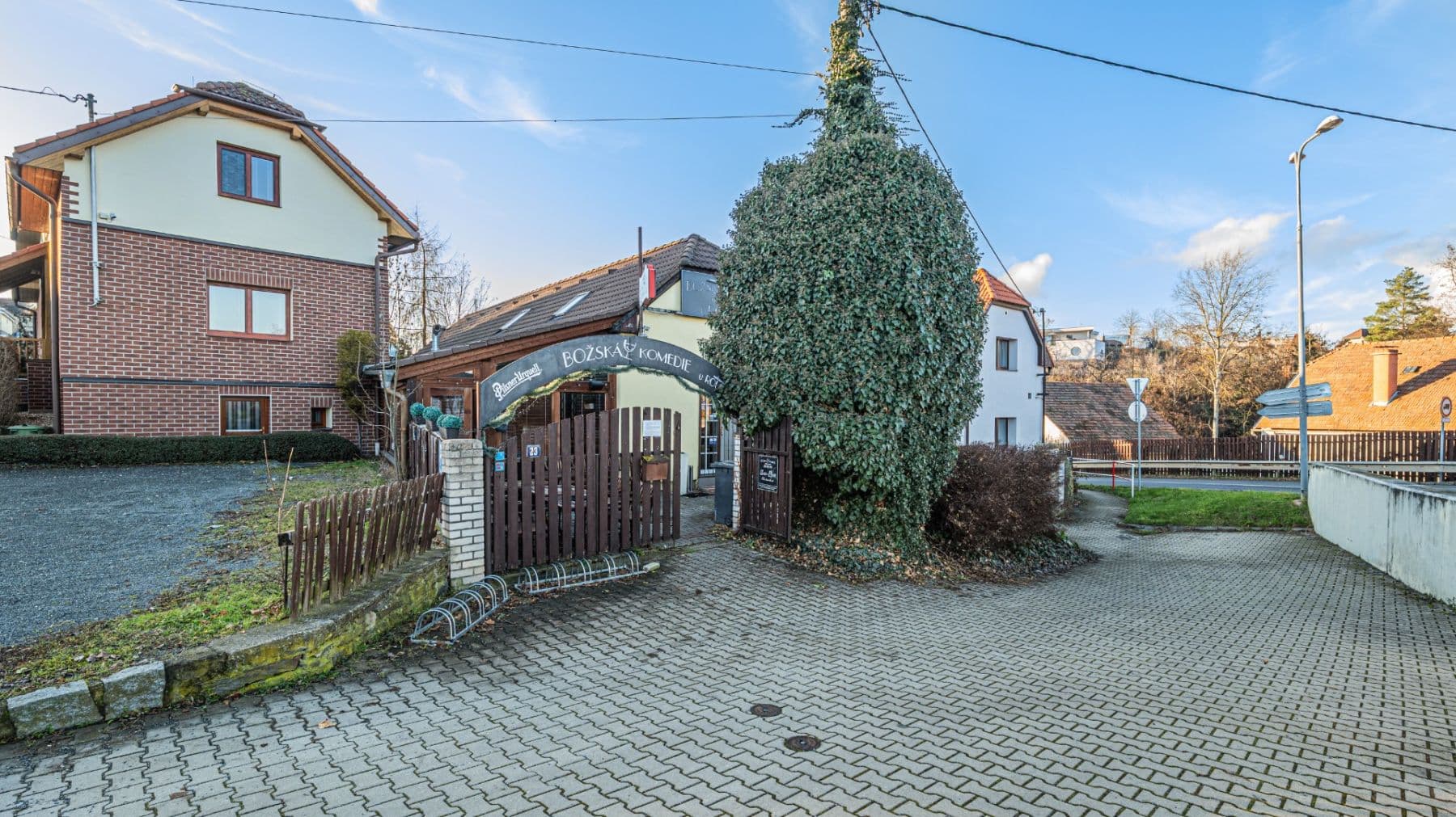 Predaj domu 100 m², pozemek 151 m², Mezi Křižovatkami, Dolní Břežany, Středočeský kraj Predaj domu 100 m², pozemek 151 m², Mezi Křižovatkami, Dolní Břežany, Středočeský kraj