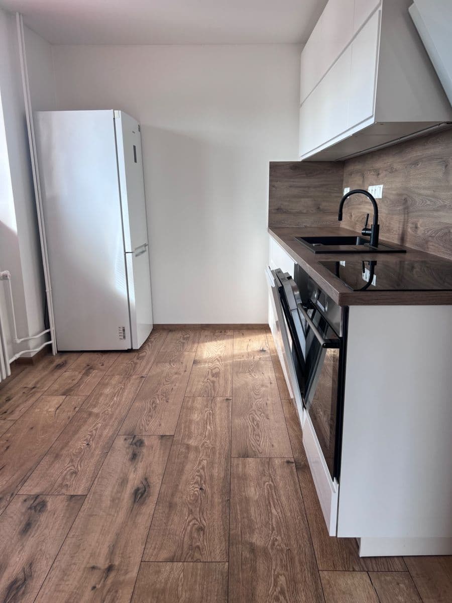 Prenájom bytu 2-izbový 59 m², Lidická, Zliv, Jihočeský kraj Prenájom bytu 2-izbový 59 m², Lidická, Zliv, Jihočeský kraj