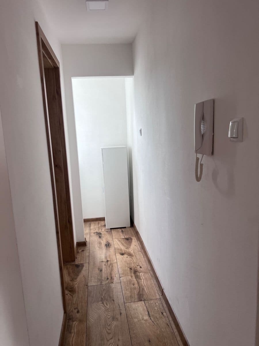 Prenájom bytu 2-izbový 59 m², Lidická, Zliv, Jihočeský kraj Prenájom bytu 2-izbový 59 m², Lidická, Zliv, Jihočeský kraj
