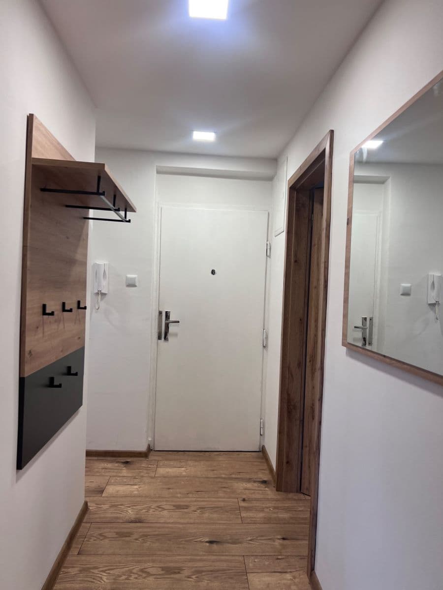 Prenájom bytu 2-izbový 59 m², Lidická, Zliv, Jihočeský kraj Prenájom bytu 2-izbový 59 m², Lidická, Zliv, Jihočeský kraj