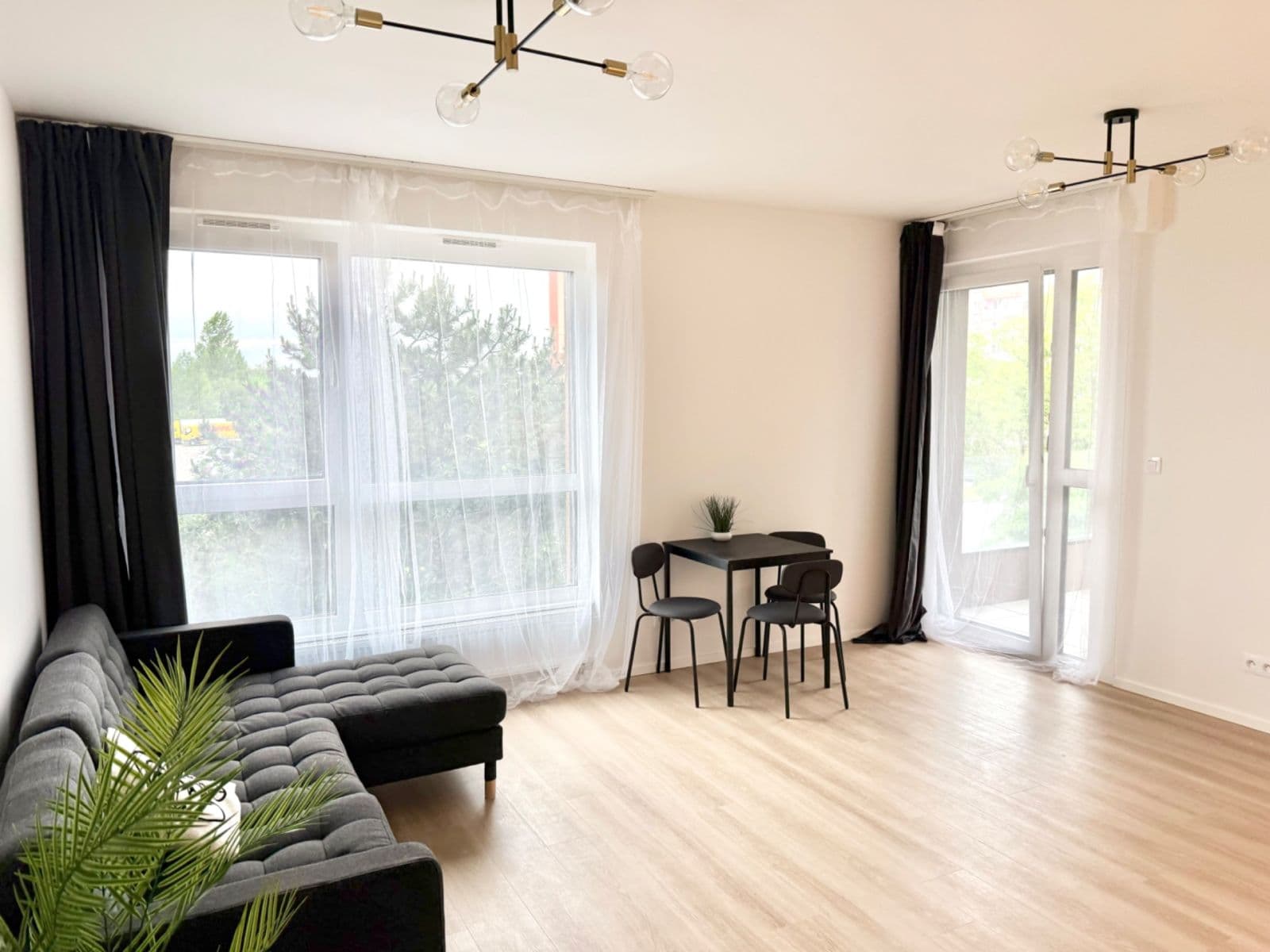 Prenájom bytu 2-izbový 52 m², Arnošta Valenty, Praha, Praha Prenájom bytu 2-izbový 52 m², Arnošta Valenty, Praha, Praha