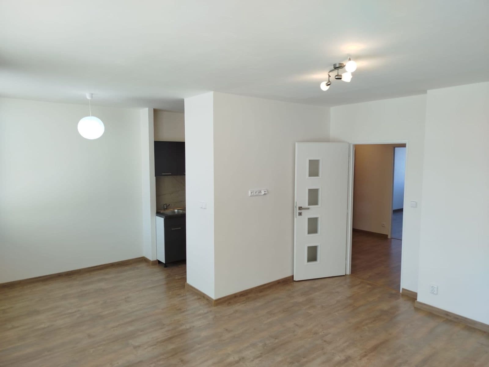 Predaj bytu 3-izbový 76 m², Praha, Praha Predaj bytu 3-izbový 76 m², Praha, Praha