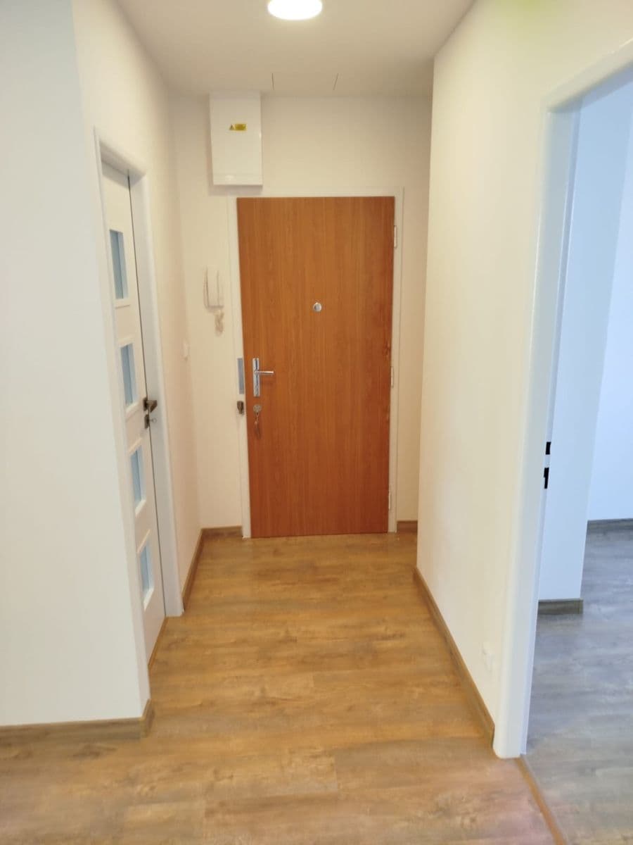 Predaj bytu 3-izbový 76 m², Praha, Praha Predaj bytu 3-izbový 76 m², Praha, Praha
