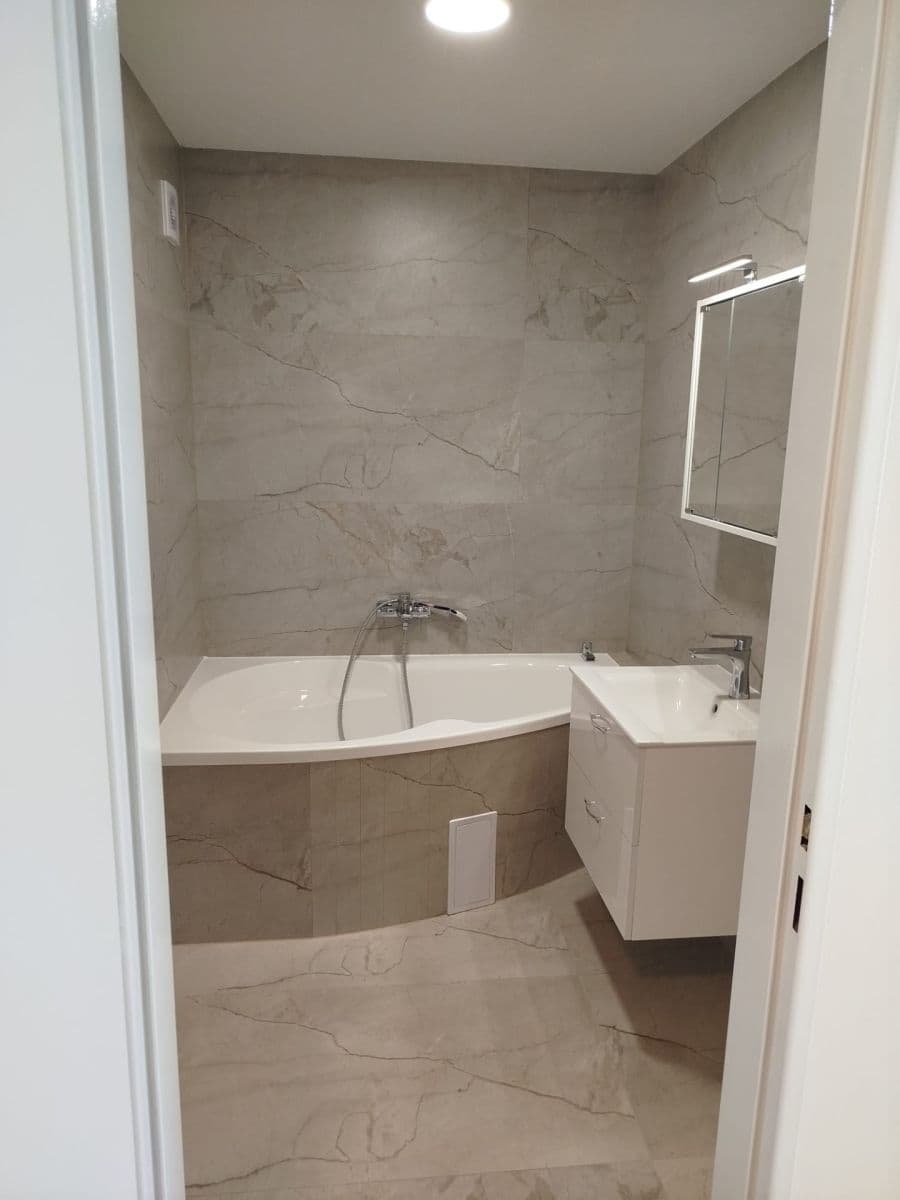 Predaj bytu 3-izbový 76 m², Praha, Praha Predaj bytu 3-izbový 76 m², Praha, Praha