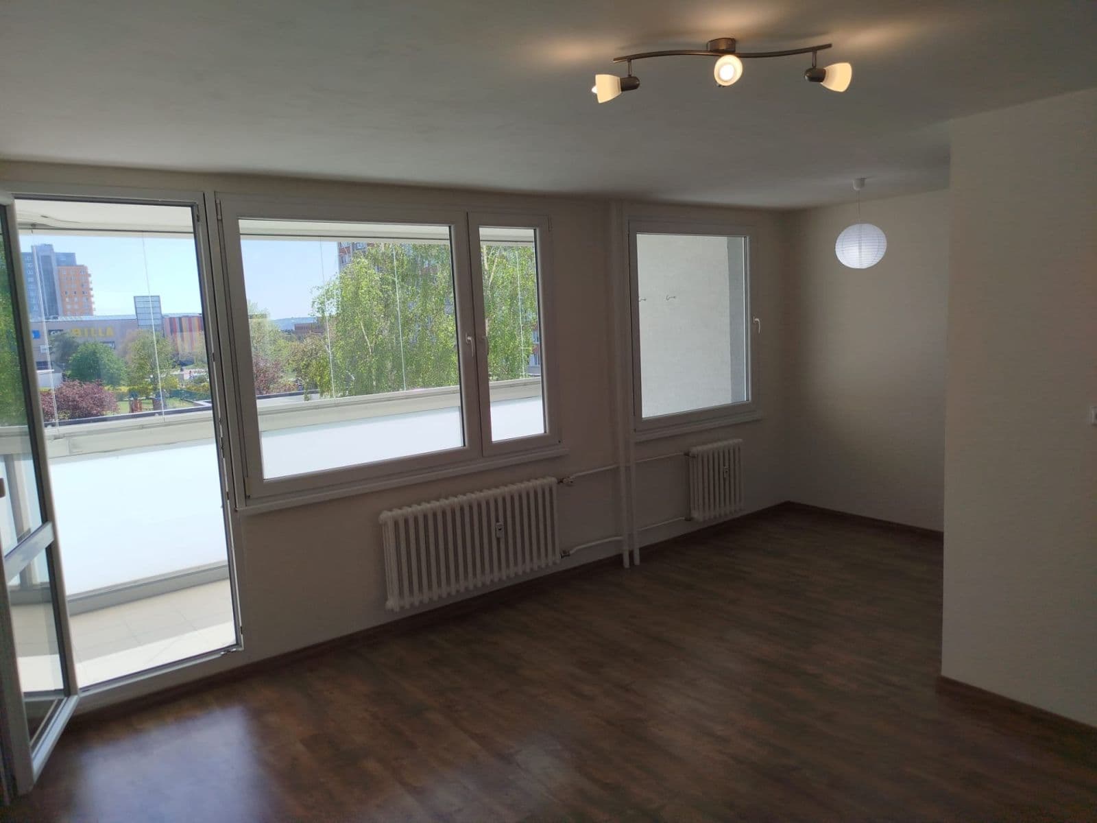 Predaj bytu 3-izbový 76 m², Praha, Praha Predaj bytu 3-izbový 76 m², Praha, Praha