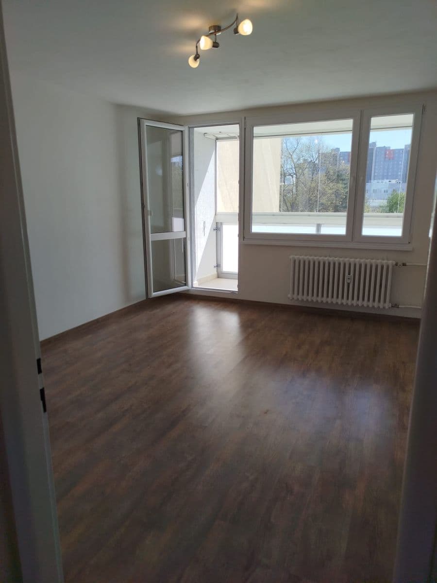 Predaj bytu 3-izbový 76 m², Praha, Praha Predaj bytu 3-izbový 76 m², Praha, Praha