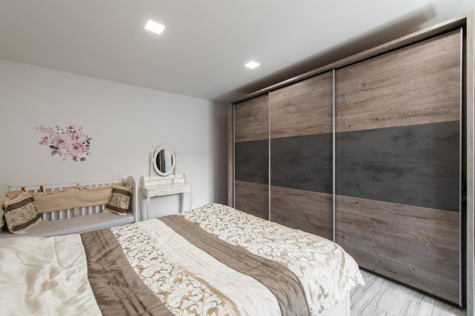 Predaj domu 1.500 m², pozemek 1.598 m², Ovčie, Prešovský kraj Predaj domu 1.500 m², pozemek 1.598 m², Ovčie, Prešovský kraj