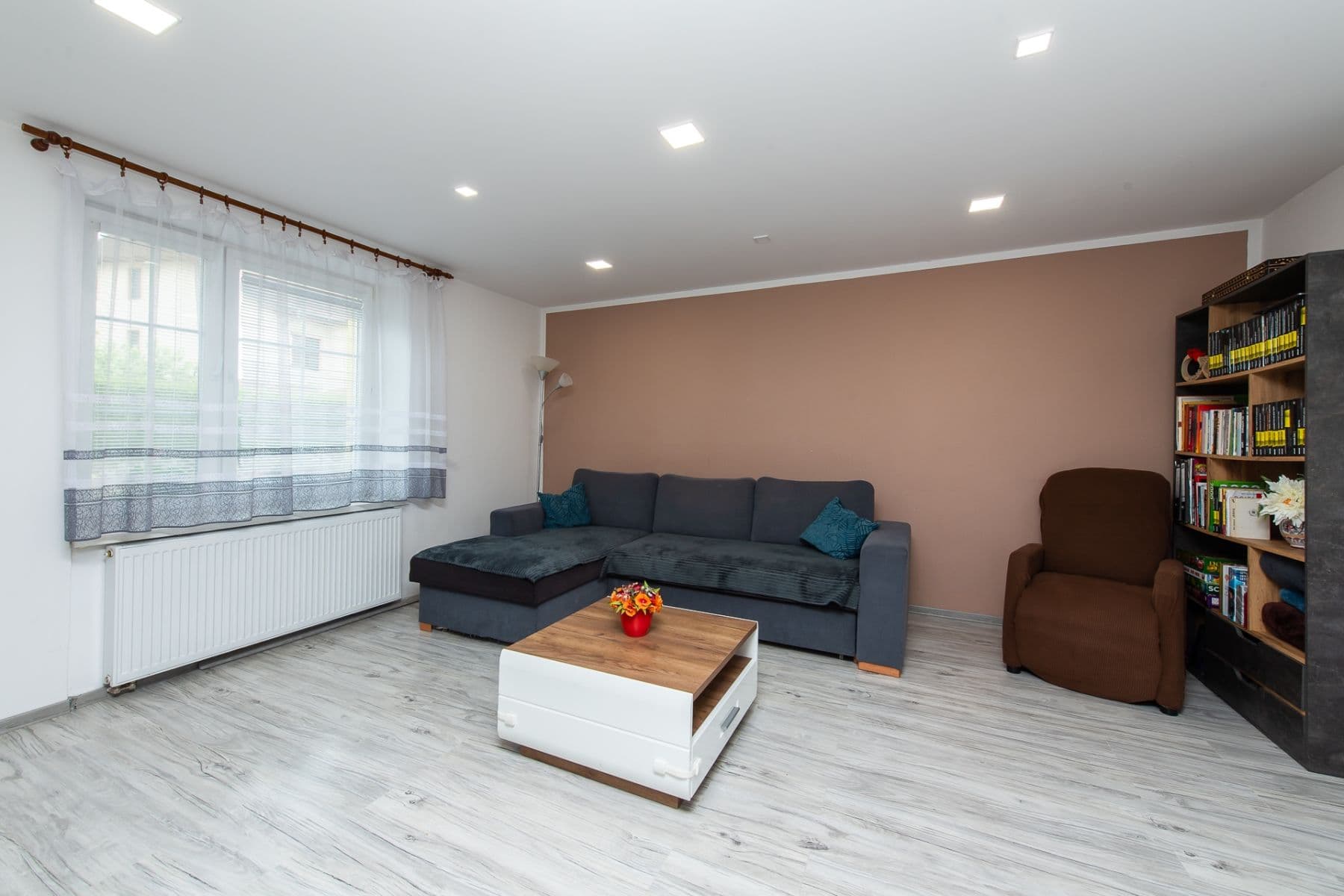 Predaj domu 1.500 m², pozemek 1.598 m², Ovčie, Prešovský kraj Predaj domu 1.500 m², pozemek 1.598 m², Ovčie, Prešovský kraj