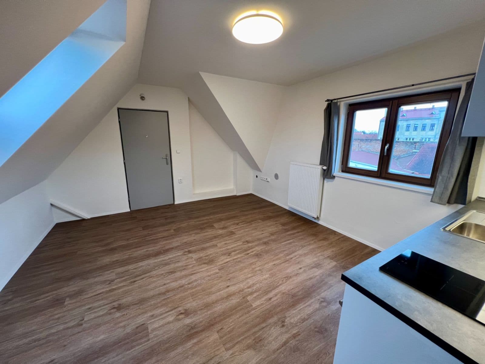 Prenájom bytu 2-izbový 45 m², F. X. Procházky, Brandýs nad Labem-Stará Boleslav, Středočeský kraj Prenájom bytu 2-izbový 45 m², F. X. Procházky, Brandýs nad Labem-Stará Boleslav, Středočeský kraj