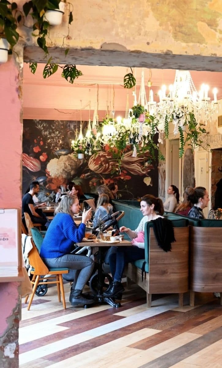 Prenájom bytu 2-izbový 55 m², Žitomírská, Praha, Praha Prenájom bytu 2-izbový 55 m², Žitomírská, Praha, Praha