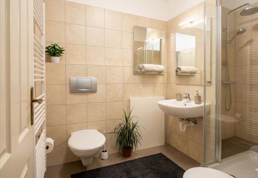 Prenájom bytu 2-izbový 55 m², Žitomírská, Praha, Praha Prenájom bytu 2-izbový 55 m², Žitomírská, Praha, Praha