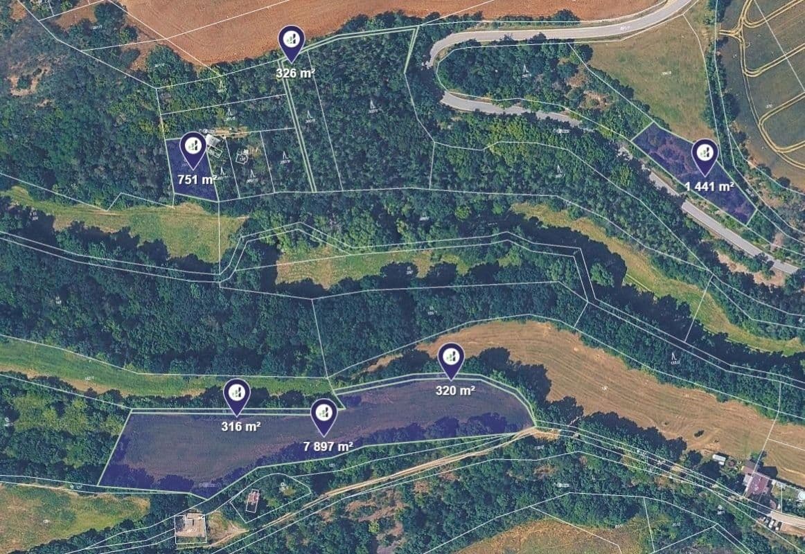 Predaj pozemku 11.051 m², Bojanovice, Středočeský kraj Predaj pozemku 11.051 m², Bojanovice, Středočeský kraj
