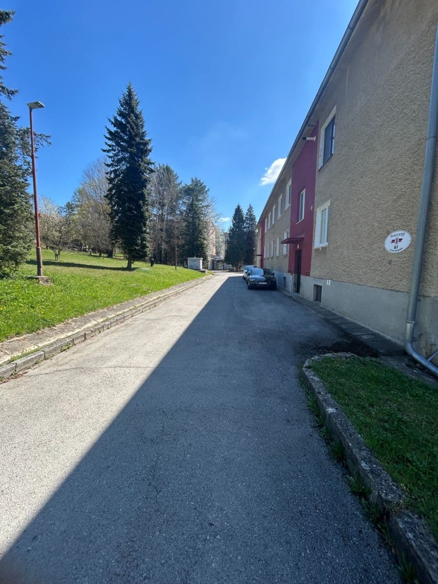 Predaj bytu 3-izbový 61 m², Bardejovské kúpele, Bardejov, Prešovský kraj Predaj bytu 3-izbový 61 m², Bardejovské kúpele, Bardejov, Prešovský kraj