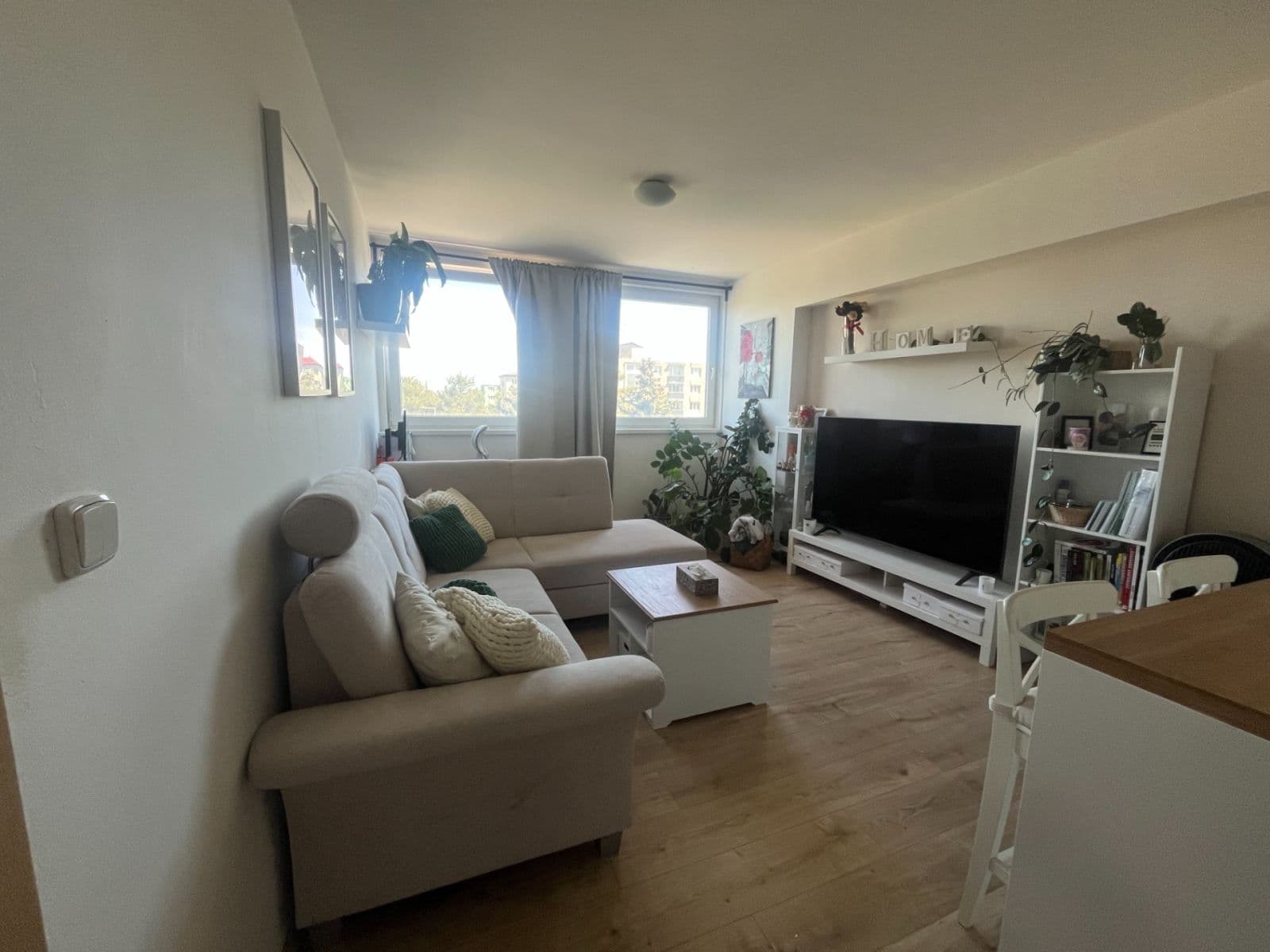 Prenájom bytu 2-izbový 44 m², Sokolovská, Čelákovice, Středočeský kraj Prenájom bytu 2-izbový 44 m², Sokolovská, Čelákovice, Středočeský kraj
