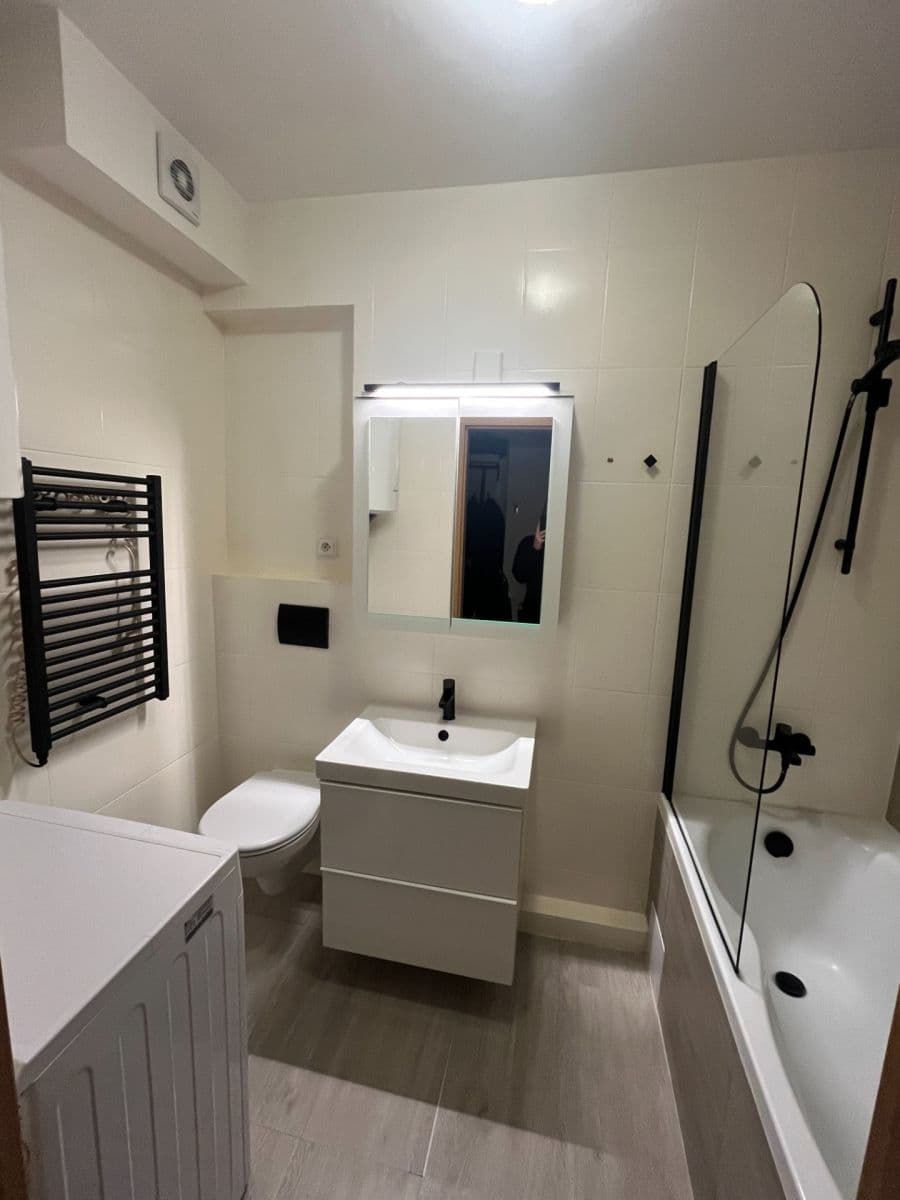 Prenájom bytu 2-izbový 44 m², Sokolovská, Čelákovice, Středočeský kraj Prenájom bytu 2-izbový 44 m², Sokolovská, Čelákovice, Středočeský kraj
