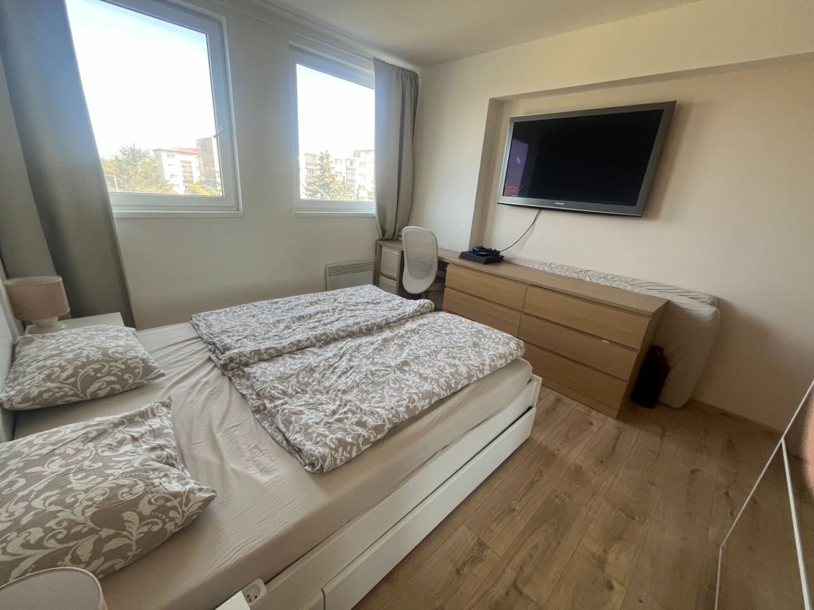 Prenájom bytu 2-izbový 44 m², Sokolovská, Čelákovice, Středočeský kraj Prenájom bytu 2-izbový 44 m², Sokolovská, Čelákovice, Středočeský kraj