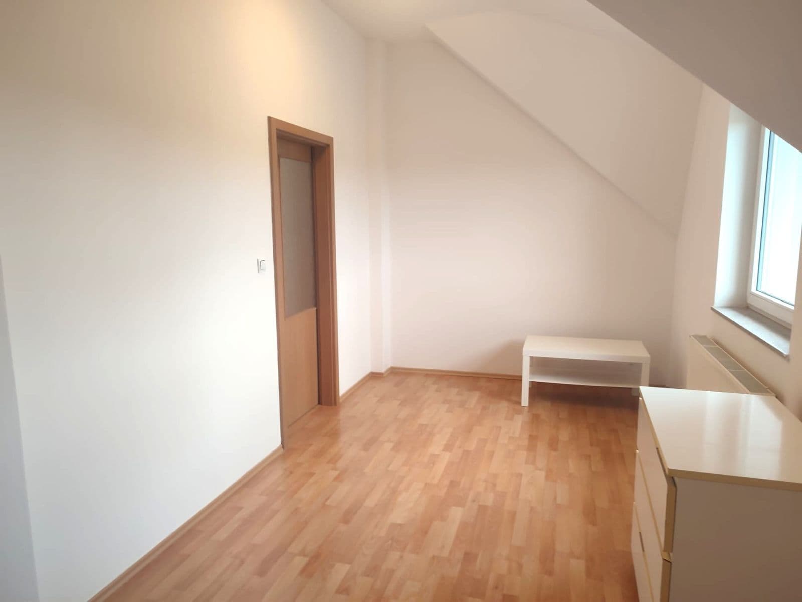 Predaj bytu 3-izbový 62 m², Břežany II, Středočeský kraj Predaj bytu 3-izbový 62 m², Břežany II, Středočeský kraj