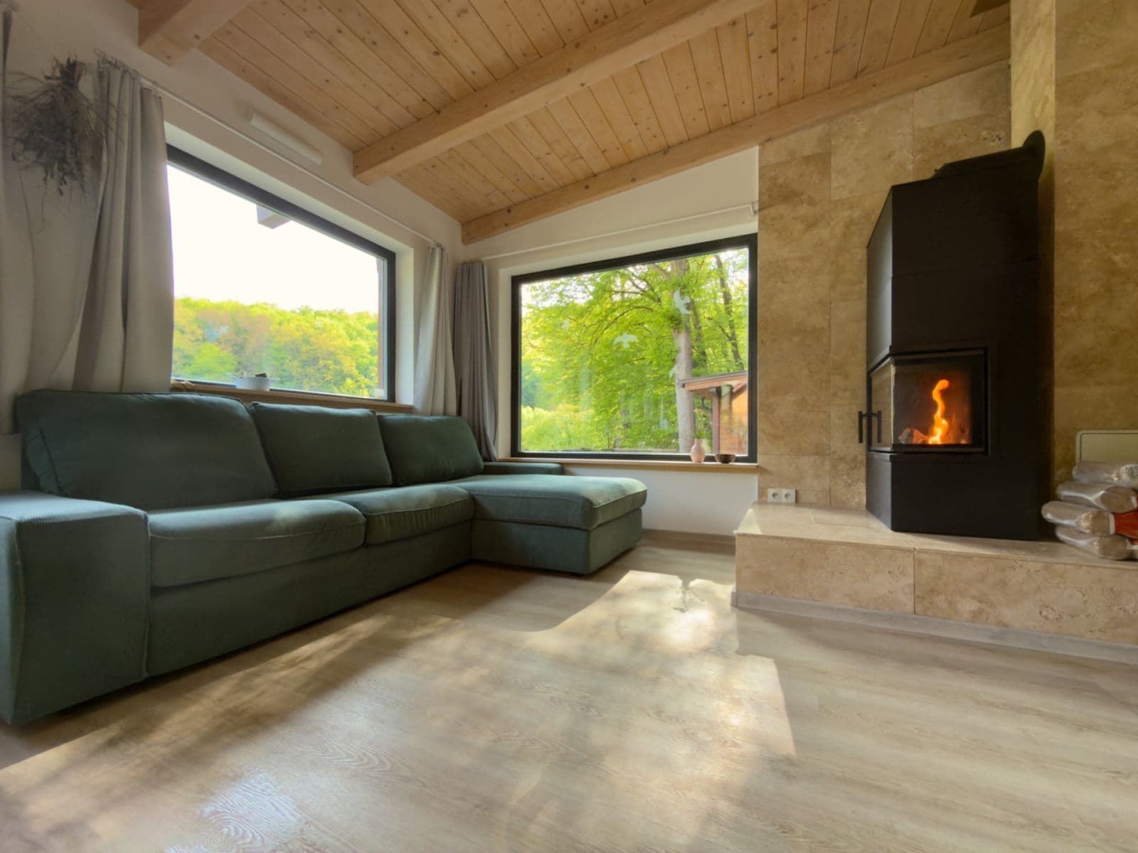 Predaj rekreačného objektu 62 m², pozemok 775 m², Štěchovice, Středočeský kraj Predaj rekreačného objektu 62 m², pozemok 775 m², Štěchovice, Středočeský kraj