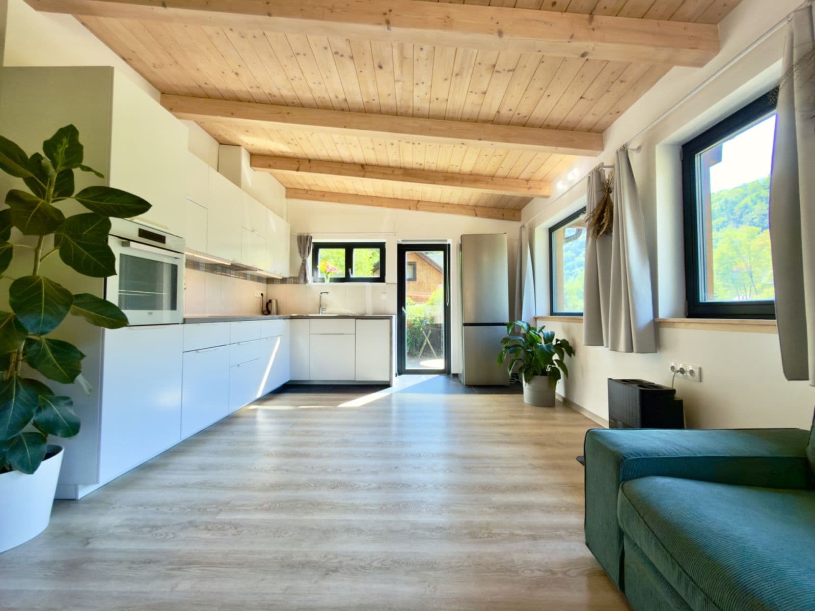Predaj rekreačného objektu 62 m², pozemok 775 m², Štěchovice, Středočeský kraj Predaj rekreačného objektu 62 m², pozemok 775 m², Štěchovice, Středočeský kraj