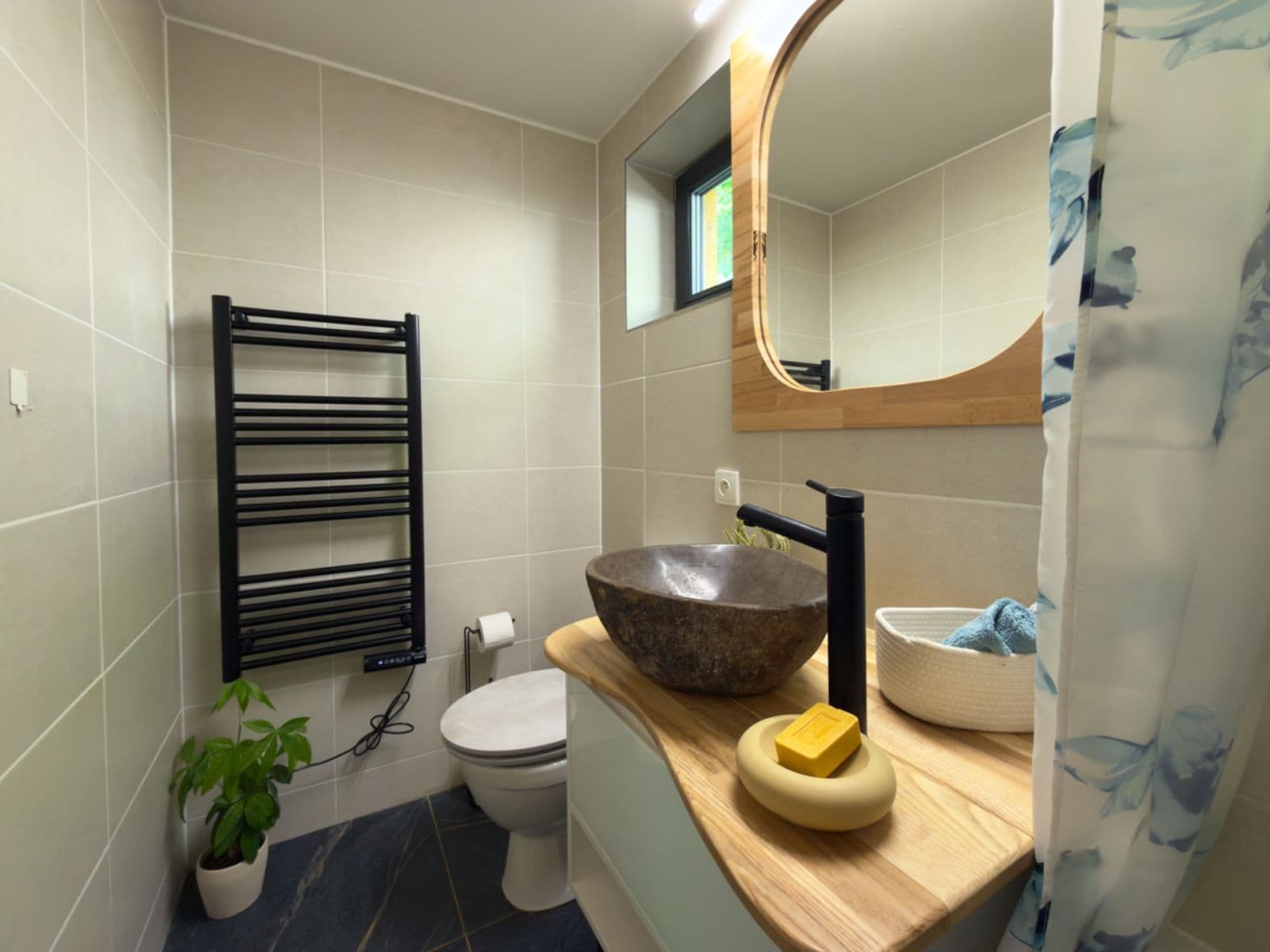 Predaj rekreačného objektu 62 m², pozemok 775 m², Štěchovice, Středočeský kraj Predaj rekreačného objektu 62 m², pozemok 775 m², Štěchovice, Středočeský kraj