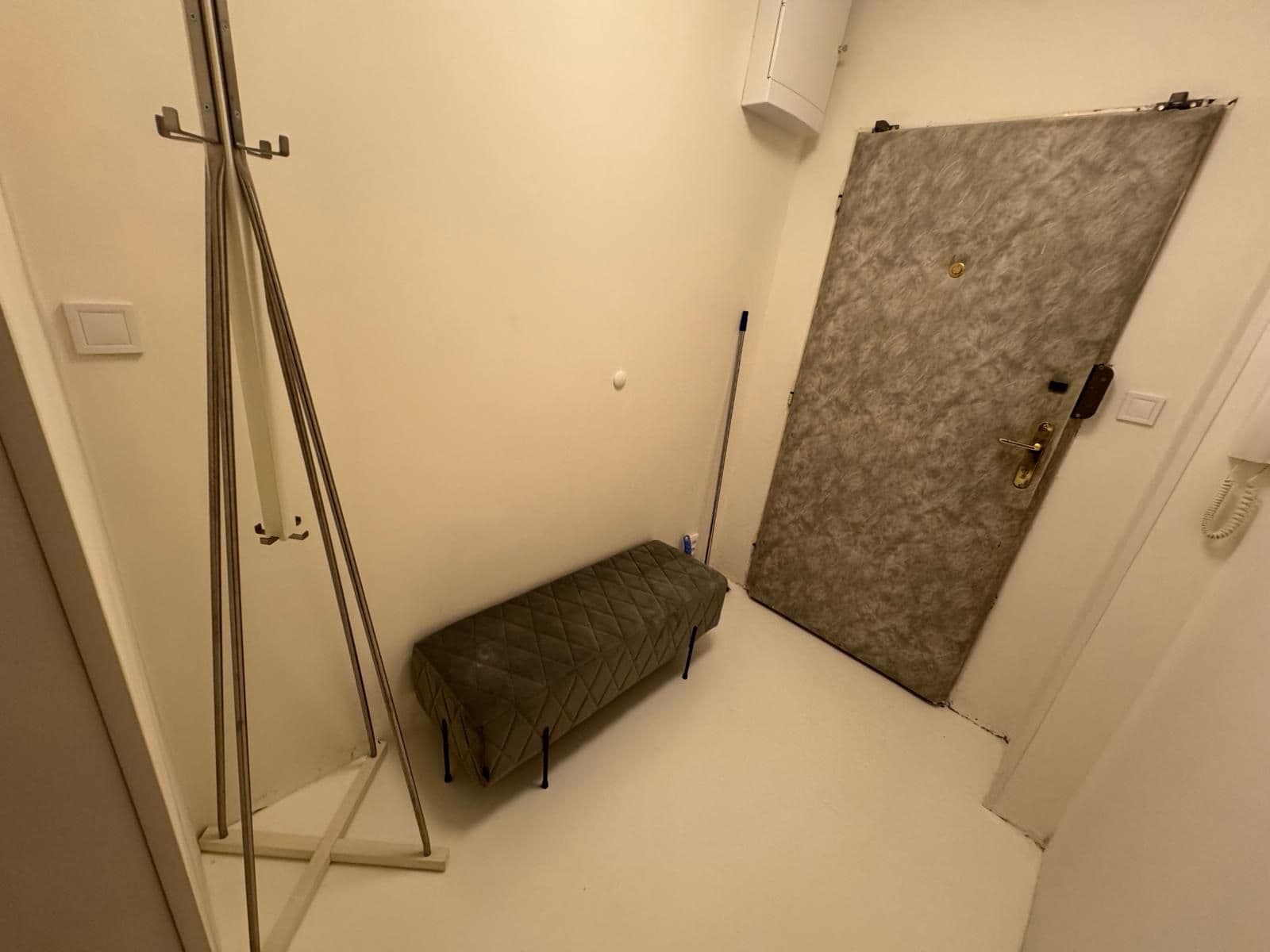 Prenájom bytu 3-izbový 15 m², Krakovská, Praha, Praha Prenájom bytu 3-izbový 15 m², Krakovská, Praha, Praha