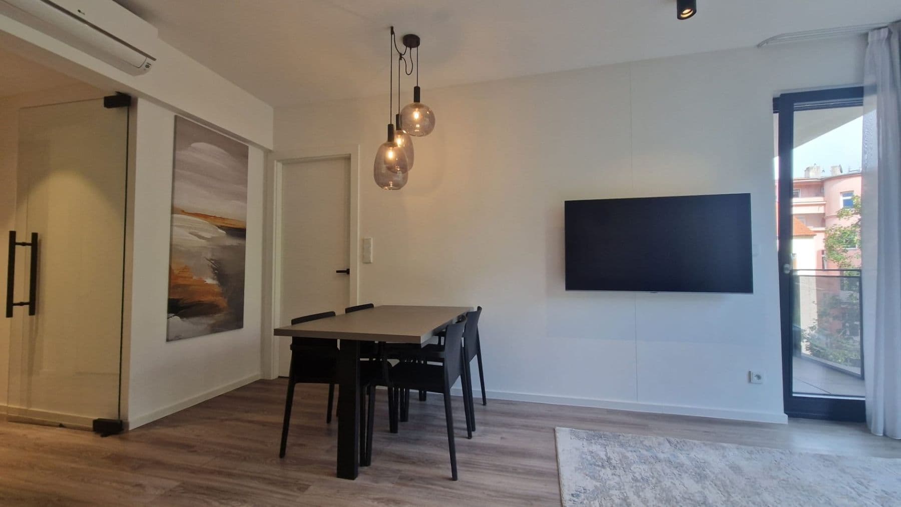 Prenájom bytu 2-izbový 50 m², Staropramenná, Praha, Praha Prenájom bytu 2-izbový 50 m², Staropramenná, Praha, Praha