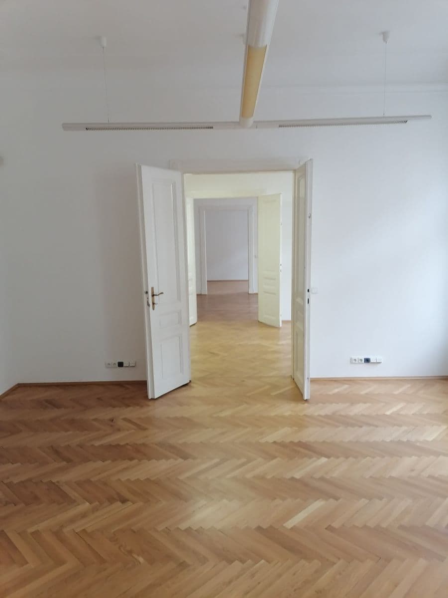 Prenájom kancelárie 117 m², Dušní, Praha, Praha Prenájom kancelárie 117 m², Dušní, Praha, Praha