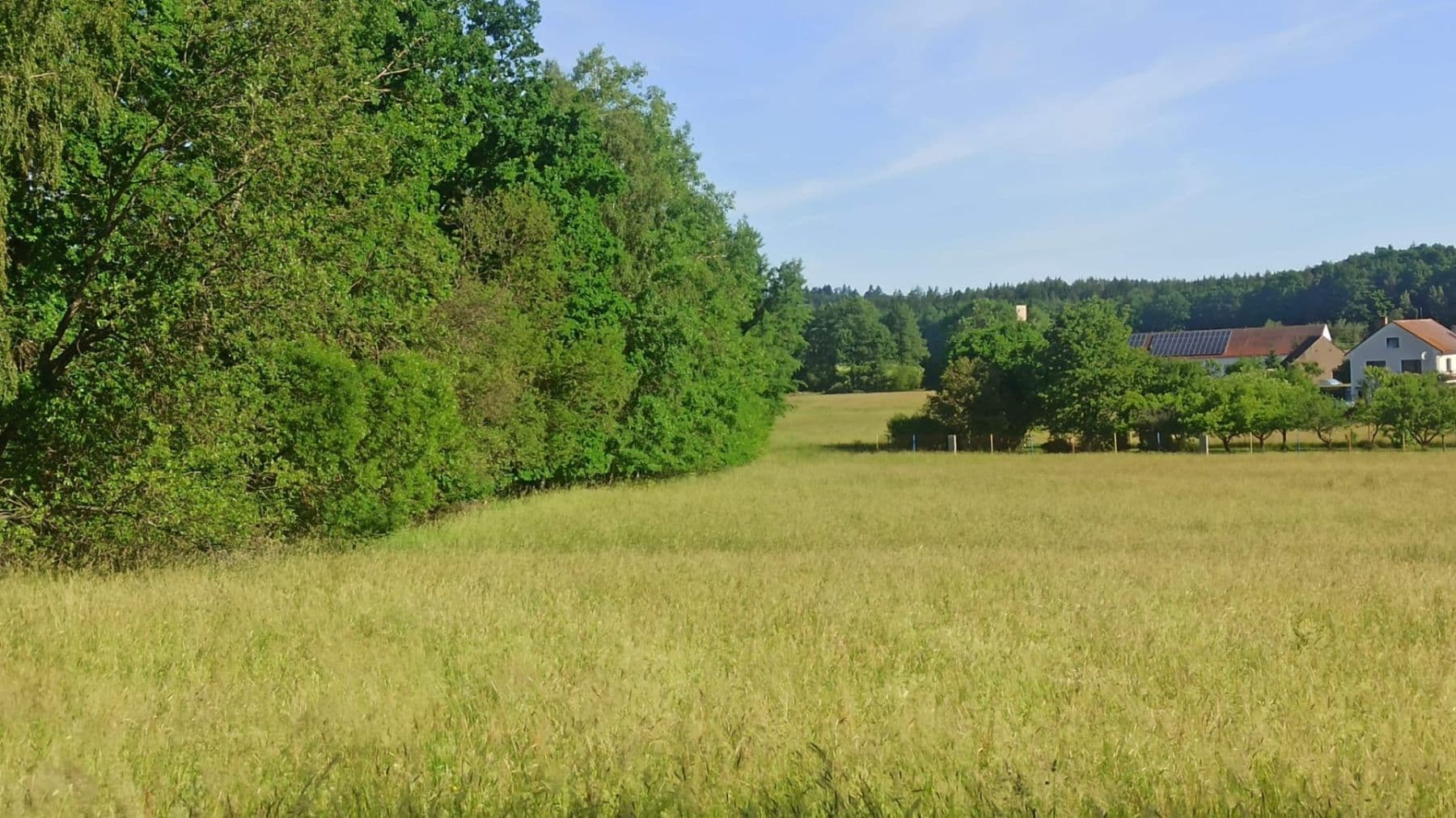 Predaj pozemku 2.104 m², Chobot, Jihočeský kraj Predaj pozemku 2.104 m², Chobot, Jihočeský kraj
