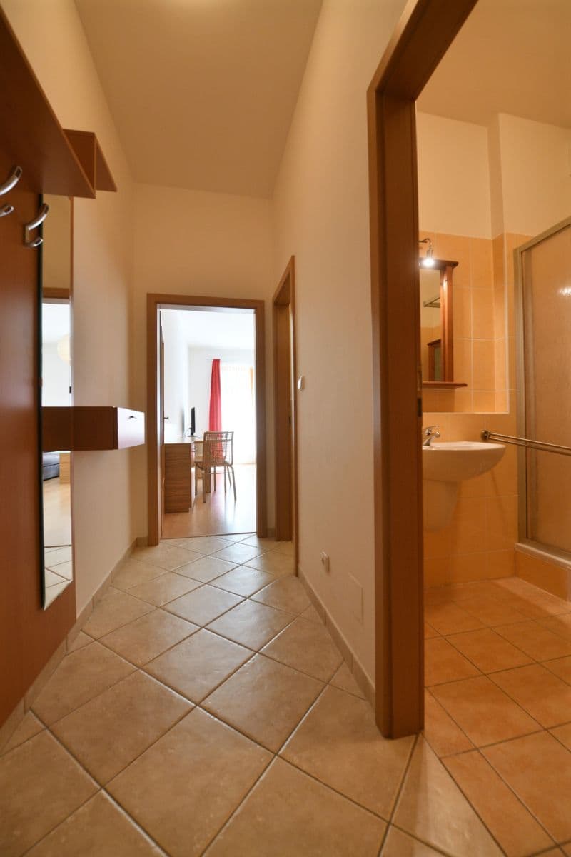 Prenájom bytu 2-izbový 53 m², Pod Haltýřem, Praha, Praha Prenájom bytu 2-izbový 53 m², Pod Haltýřem, Praha, Praha